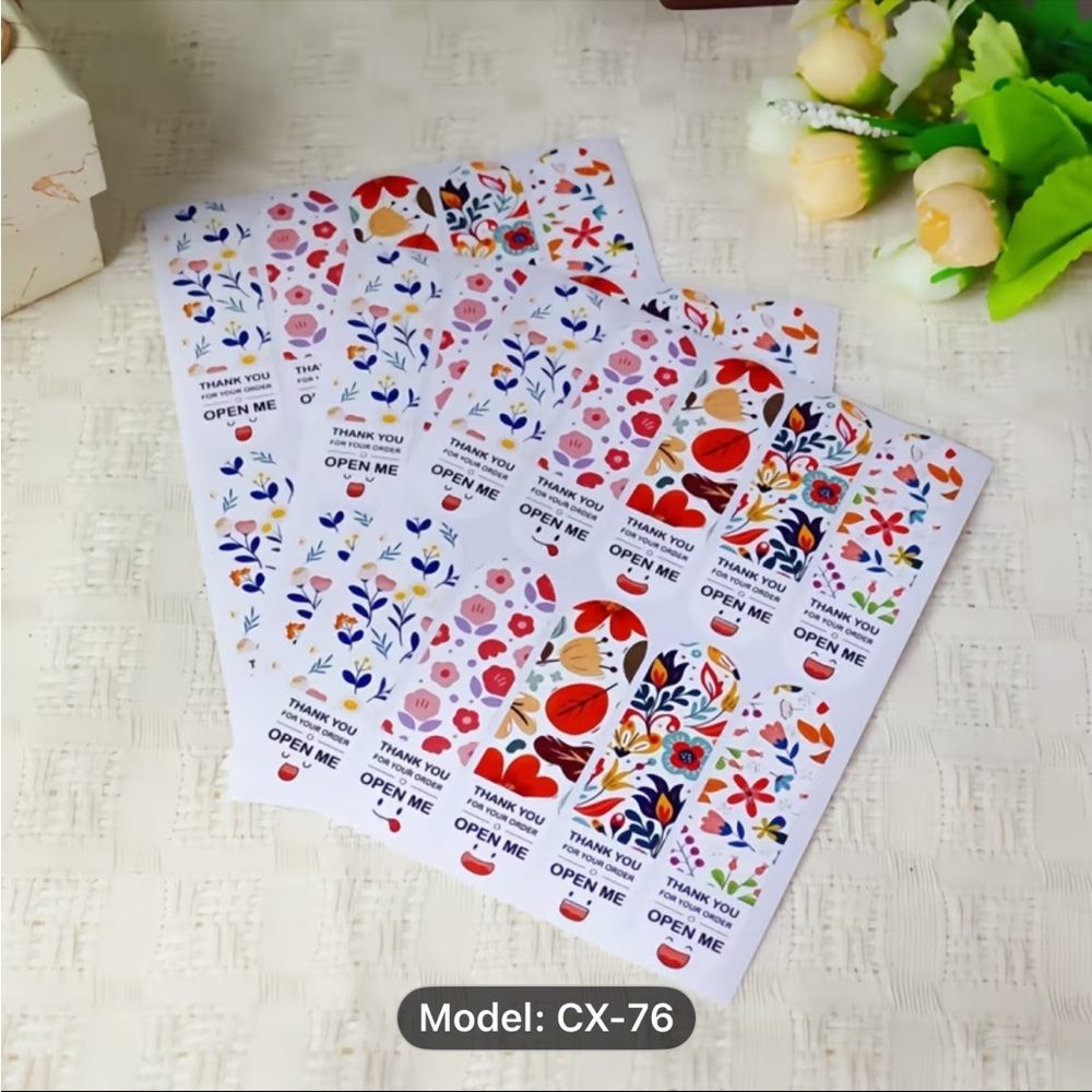 Floral Thank You Stickers Pack 100pcs - Picture 2 of 3